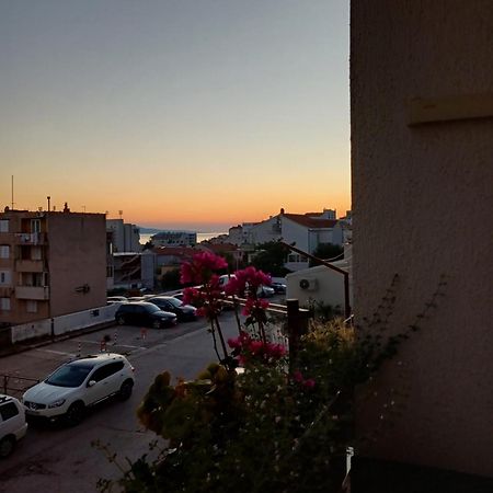 Apartment Lukas Galileo Izuzetan Макарска Экстерьер фото
